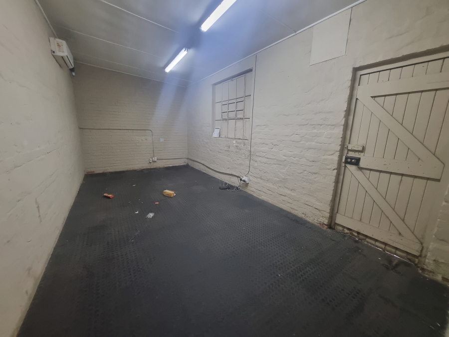 To Let commercial Property for Rent in Triangle Farm Western Cape